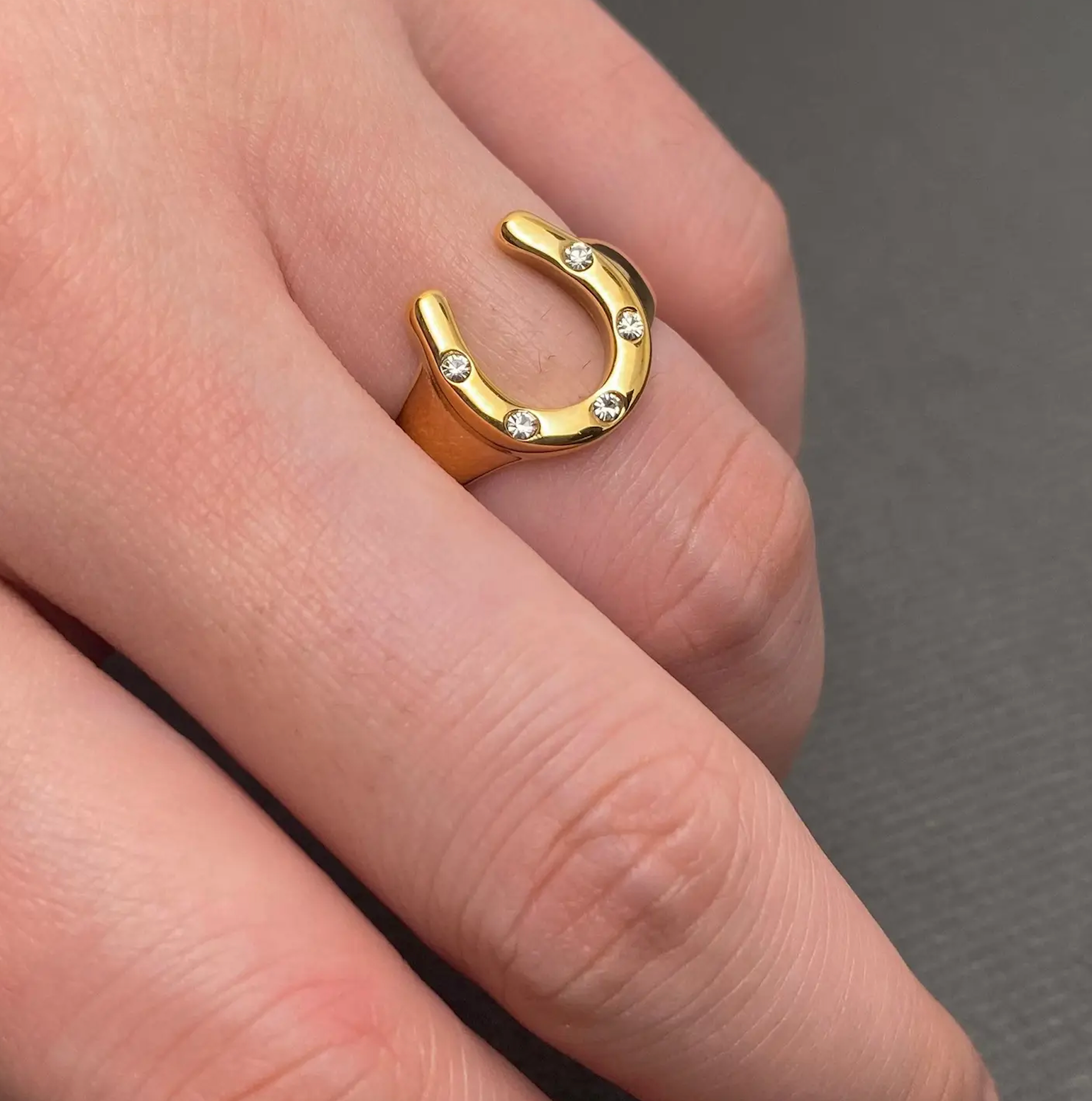 Horseshoe Ring | Wildflower New Orleans